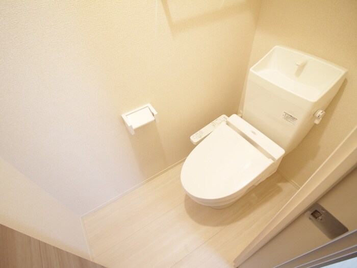 物件内観写真10　(トイレ)