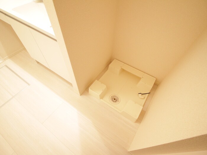 物件内観写真14　(洗濯機置場)