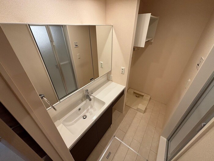 物件内観写真13　(洗面)