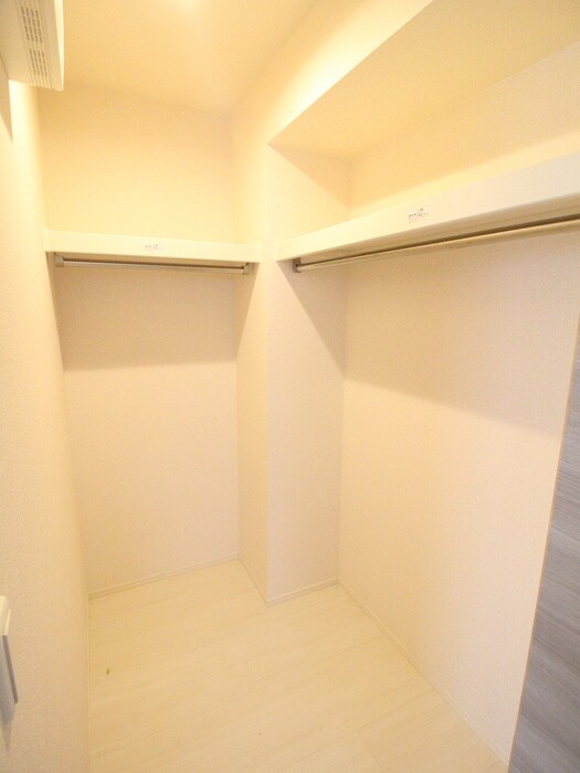 物件内観写真13　(収納)