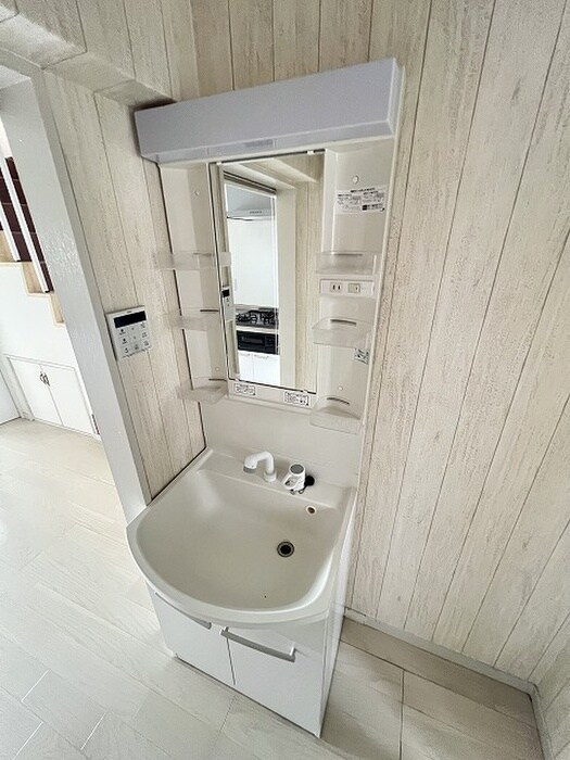 物件内観写真7　(洗面)