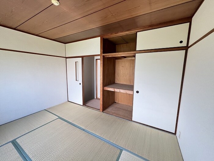 物件内観写真15　(収納)