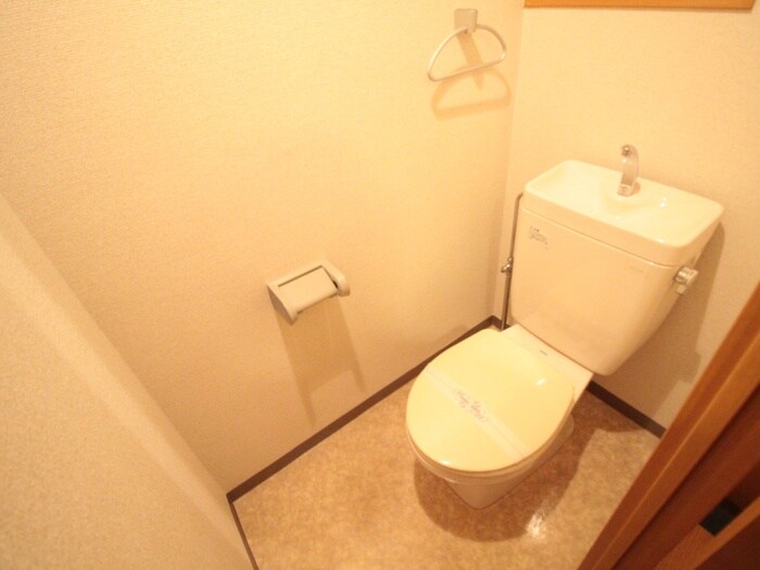 物件内観写真11　(トイレ)