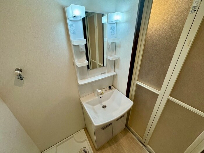 物件内観写真11　(洗面)