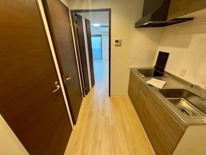 物件内観写真19　(廊下)