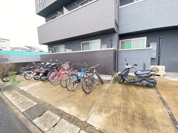 駐輪場