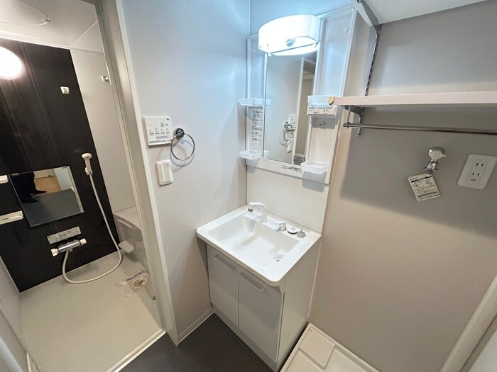物件内観写真10　(洗面)