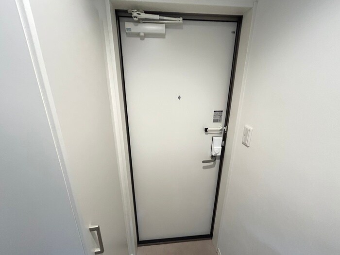 物件内観写真22　(玄関)