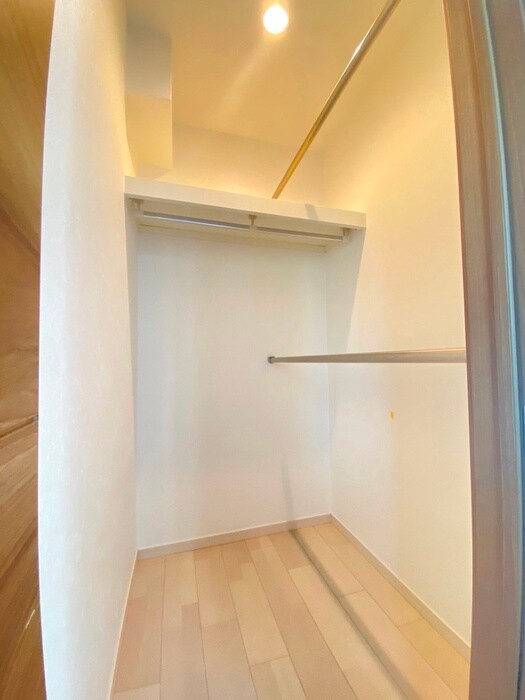 物件内観写真15　(収納)