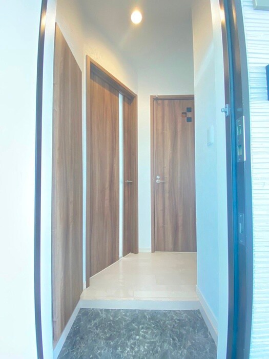 物件内観写真19　(玄関)