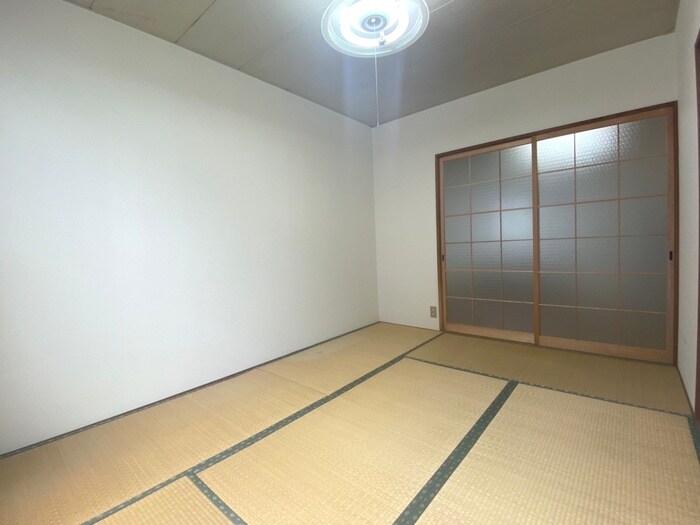 物件内観写真9　(居室)