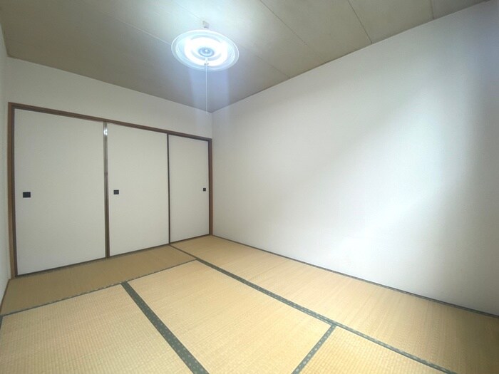 物件内観写真10　(居室)