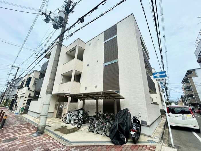 物件外観写真1　(外観写真)