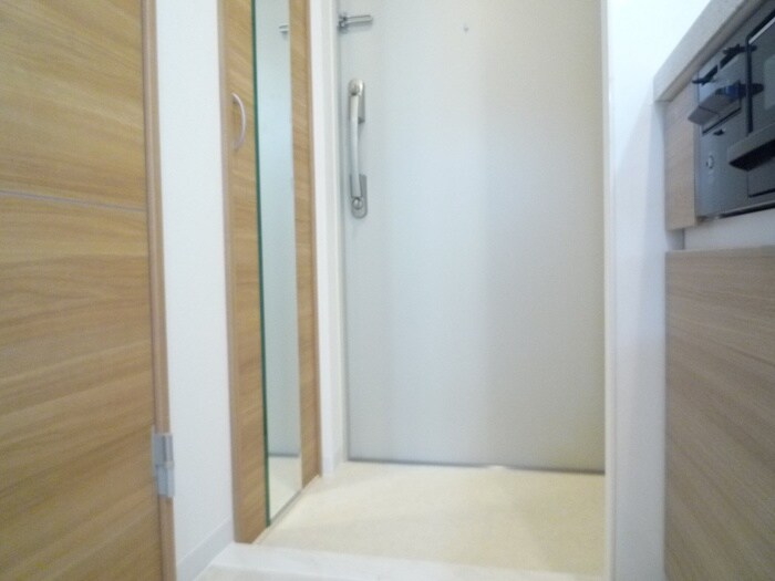 物件内観写真19　(玄関)