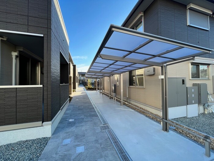 物件外観写真3　(駐輪場)