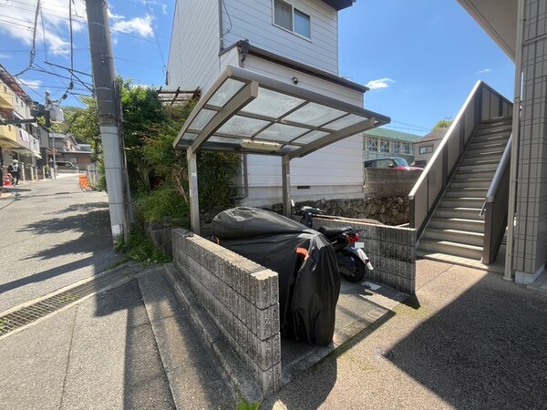 バイク置き場
