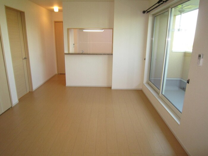 物件内観写真6　(居室)