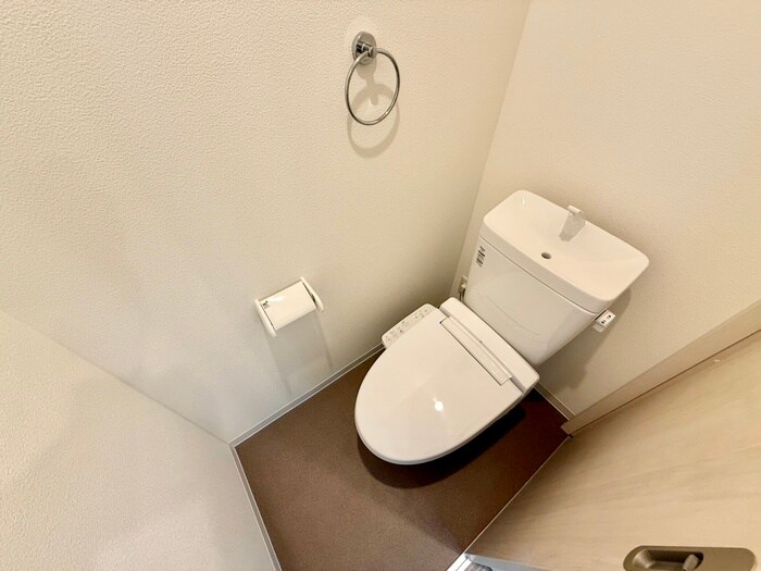 物件内観写真11　(トイレ)