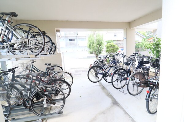 駐輪場