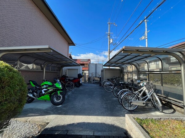 駐輪場