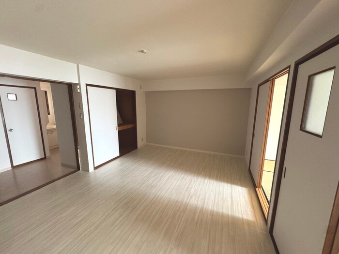 物件内観写真9　(居室)