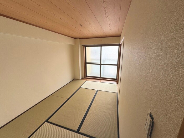 物件内観写真10　(居室)