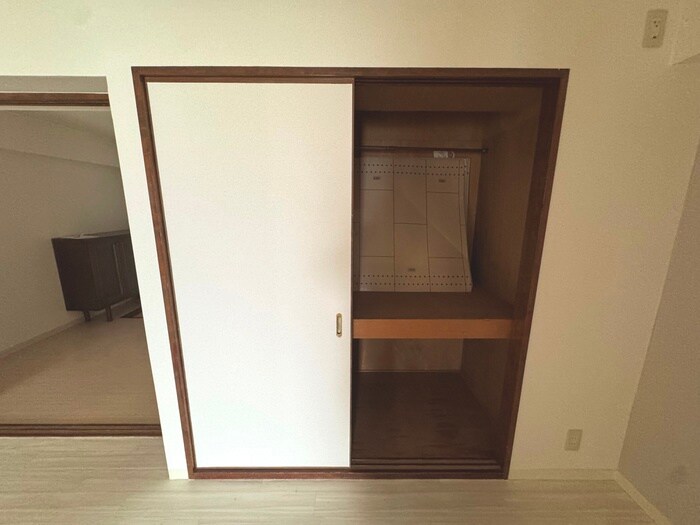 物件内観写真11　(収納)