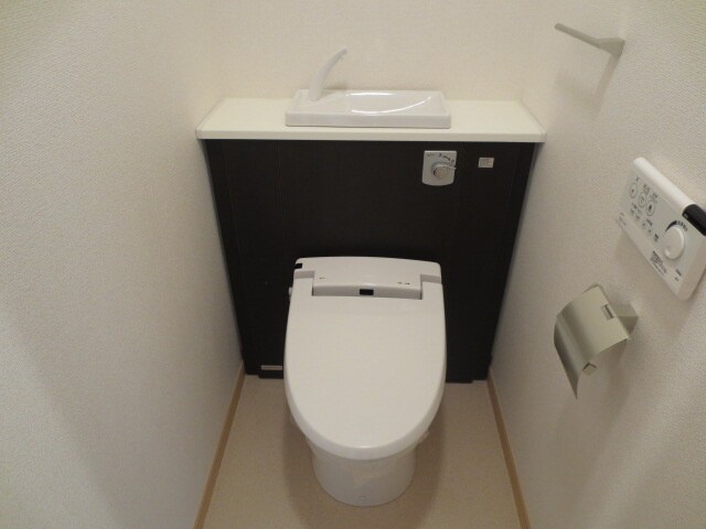 物件内観写真16　(内観写真)