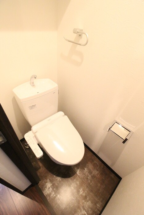 物件内観写真9　(トイレ)