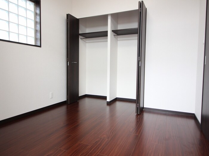 物件内観写真15　(居室)