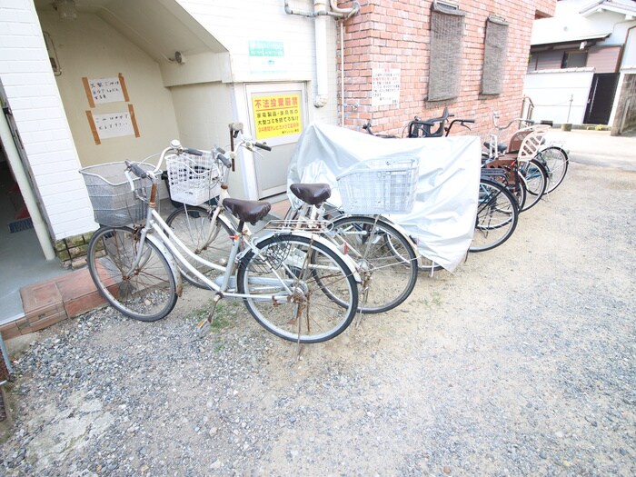 物件外観写真6　(建物設備)