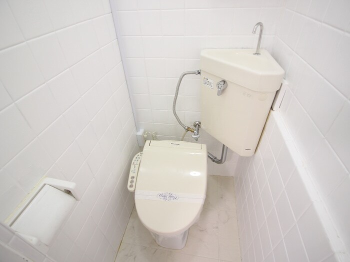 物件内観写真14　(トイレ)