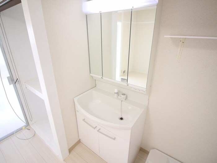 物件内観写真16　(洗面)