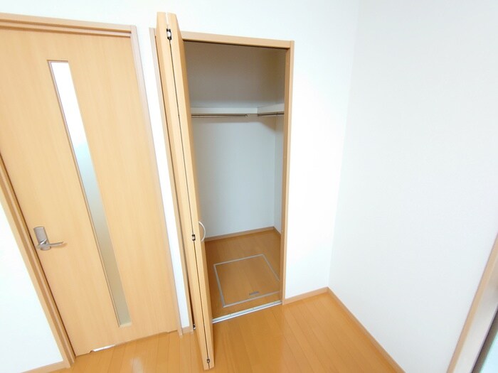 物件内観写真14　(収納)