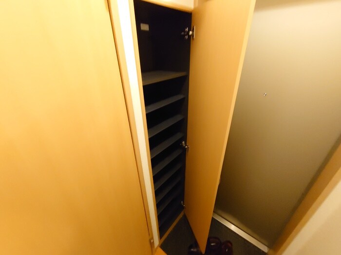 物件内観写真20　(靴箱)