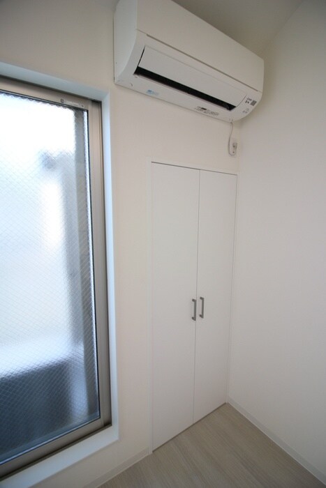 物件内観写真16　(居室)