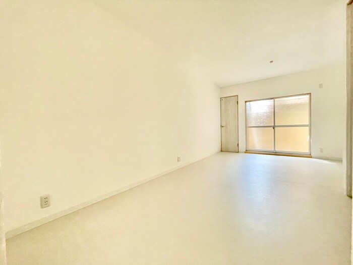 物件内観写真6　(居室)