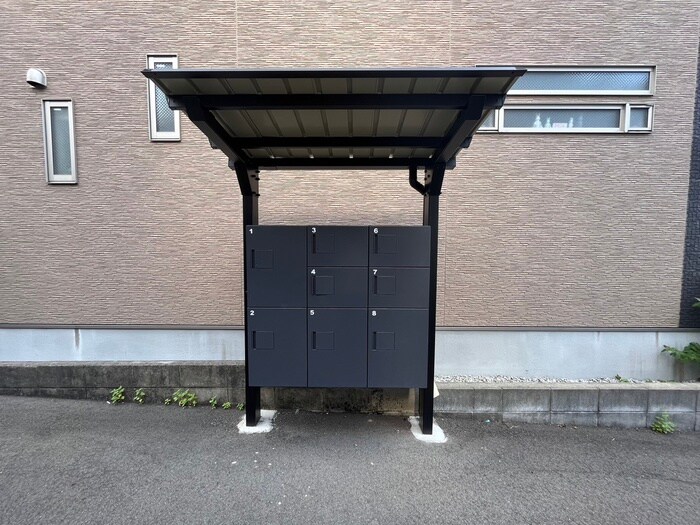 物件外観写真4　(建物設備)