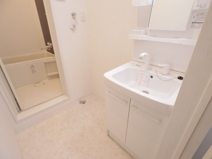 物件内観写真12　(洗面)