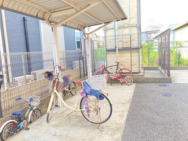 駐輪場