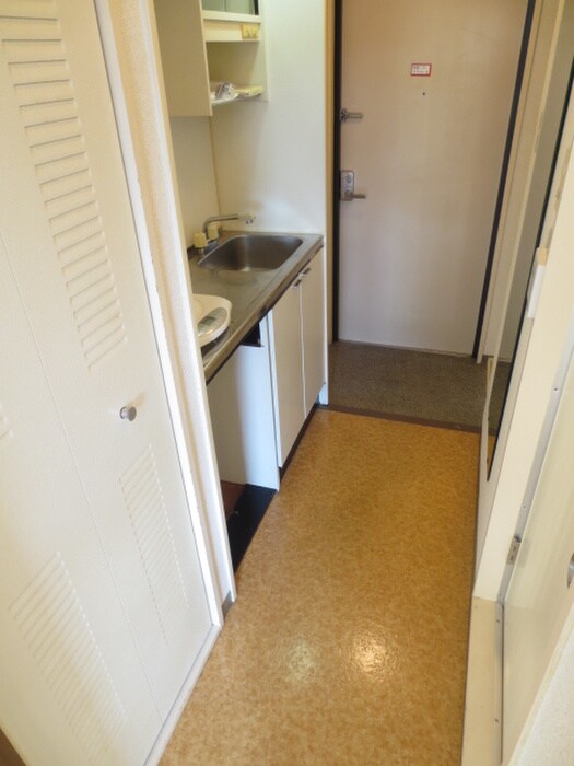 物件内観写真17　(廊下)