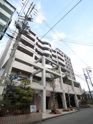 アラメダエサカ外観写真