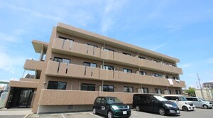 上瓦屋ファーストマンション外観写真