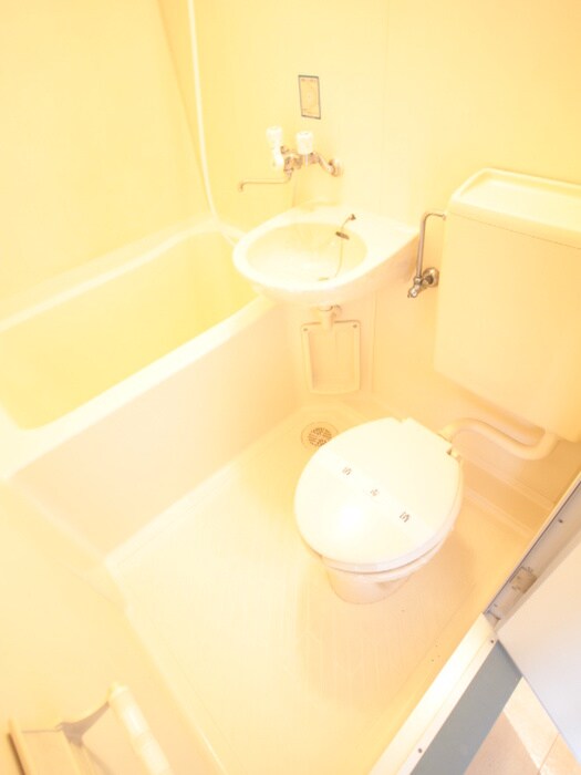 物件内観写真14　(トイレ)