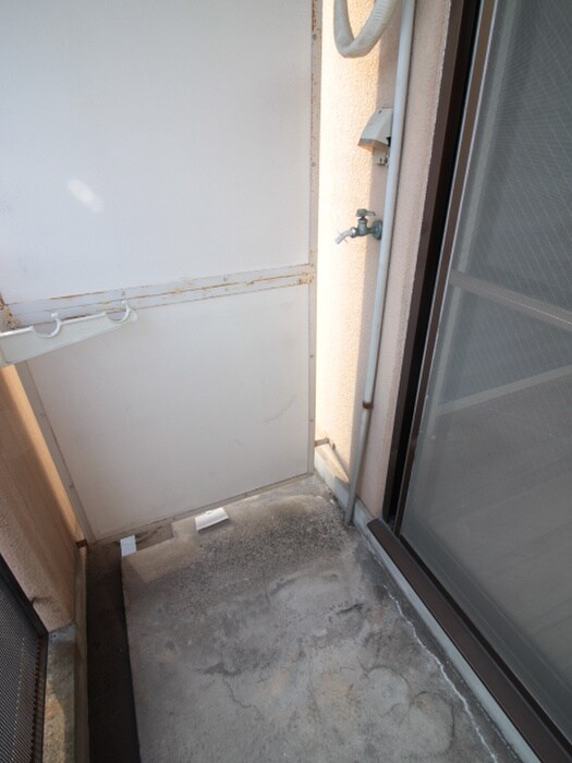 物件内観写真17　(洗濯機置場)