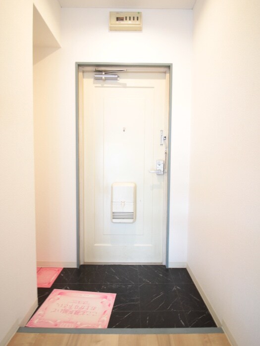 物件内観写真19　(玄関)