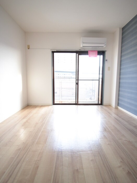 物件内観写真21　(居室)