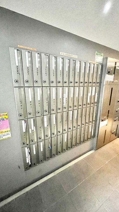 物件外観写真4　(建物設備)