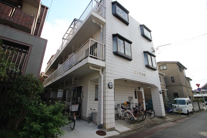 物件外観写真2　(外観写真)