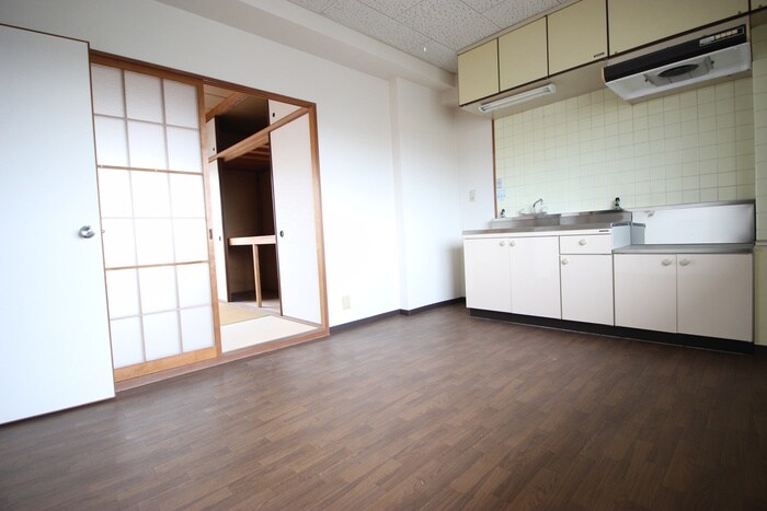 物件内観写真7　(居室)